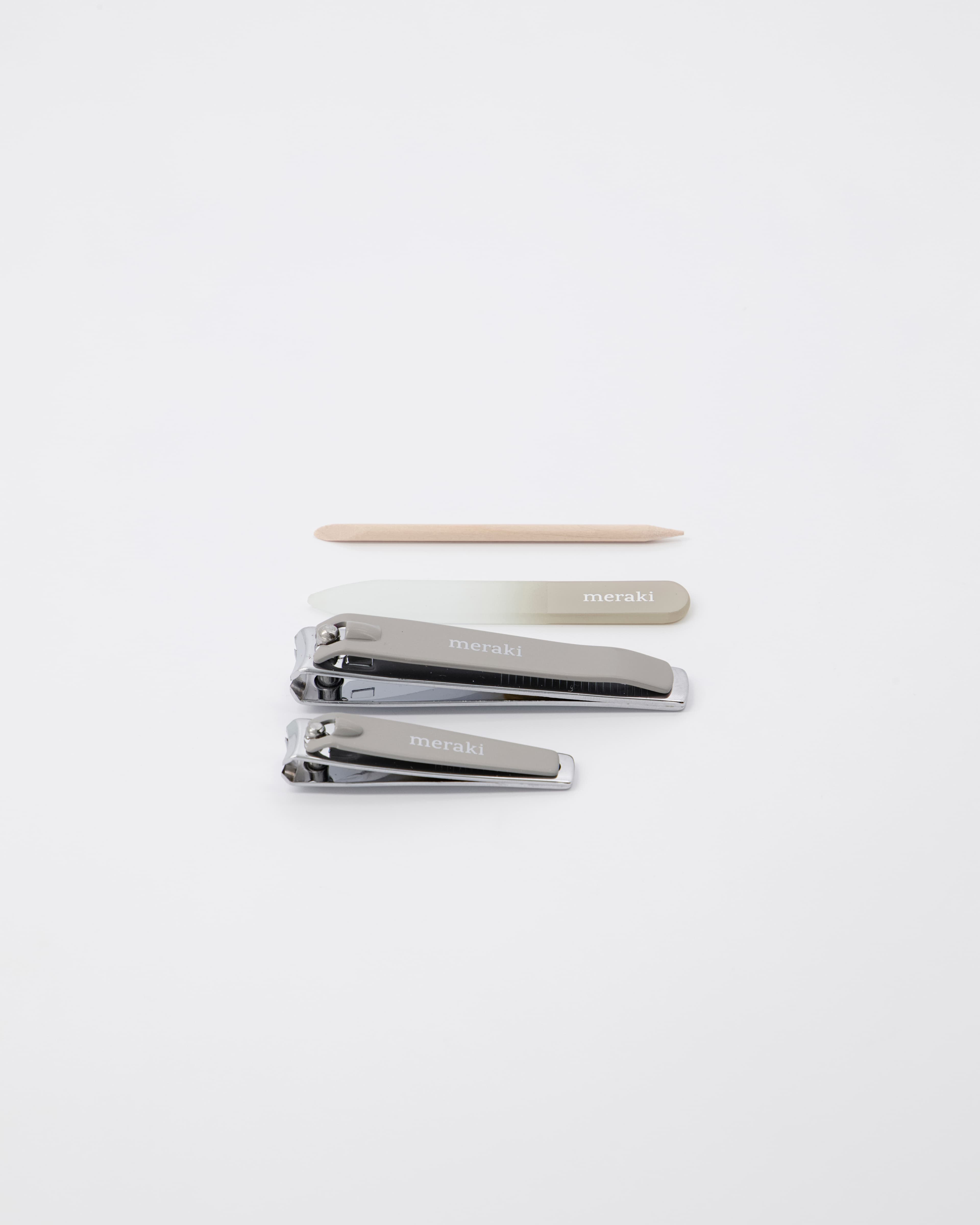 Nail kit, MKw. cuticle pusher, nail file, small clipper and, Grey - Image 1